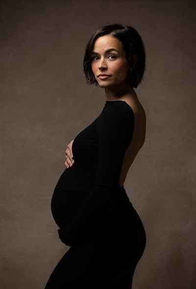 Aleksandra Ola Karlowski - Babybauchfotografie und Babyfotografie